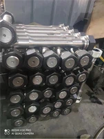 DQ Machinery Manufacturing Wysokiej jakości części zamienne do hydraulicznych części do łamaczy skał Śruba boczna do SB70 SB81 SB100 SB121 SB151 HB20G HB30G