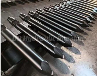 Maanshan DongQiang Machinery Manufacturing Wysokiej jakości części zamienne do młota hydraulicznego Dłuto Moil 135*1300 140*1300 do HB20G SB81 SB100 SB121 SB131 SB151
